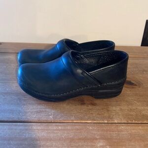 Dansko black professional size 37